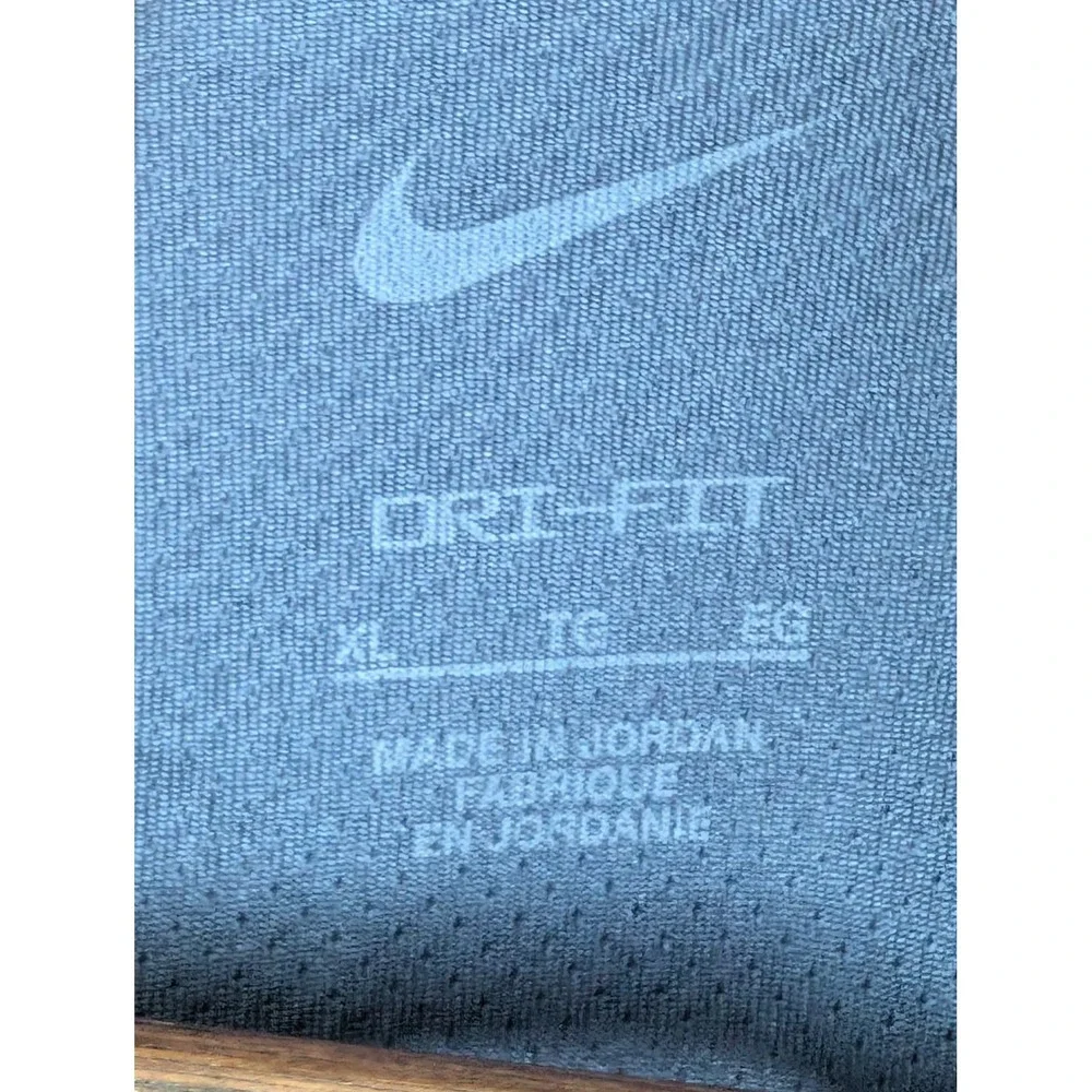 Nike Dri-FIT Mens XL Navy Heather Quarter Zip Long Sleeve Running Pullover